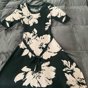 Gabby Skye 1/2 sleeve sweater dress